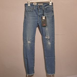 Levi's 711 Skinny Jeans